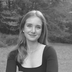 Meet your Posher, Sophia